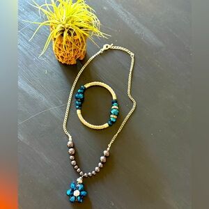 Blue gemstone and gray pearl necklace and bracelet set